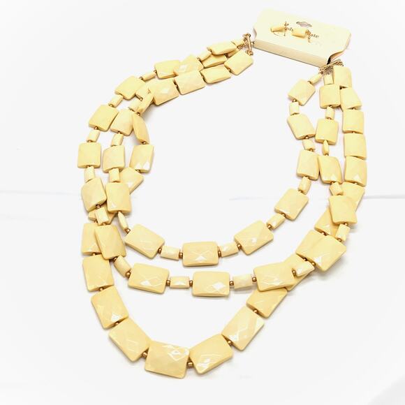 Sophia & Kate Acrylic Layered Necklace and Earrings Set, Cream - Picture 3 of 3